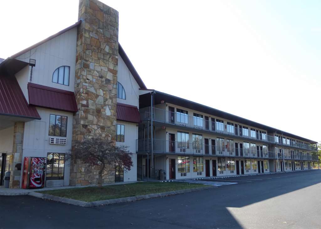 Red Roof Inn Dandridge Exterior photo